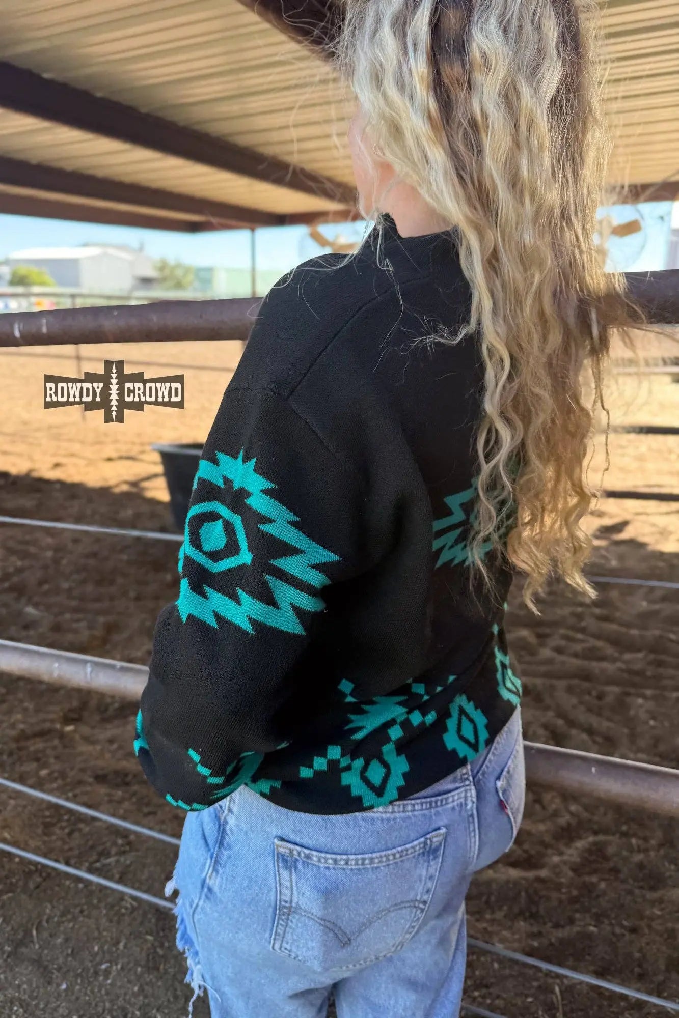 BLACK Calhoun Pullover - Imperfectly Perfect Boutique