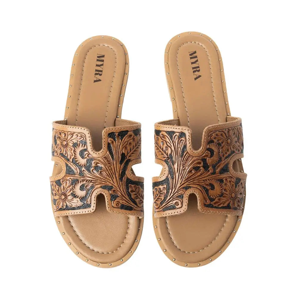 Carmina Anne Sandals In Black - Imperfectly Perfect Boutique