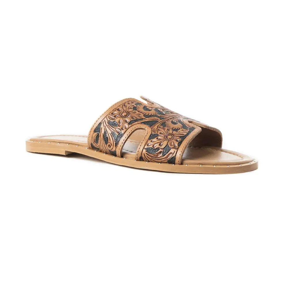 Carmina Anne Sandals In Black - Imperfectly Perfect Boutique