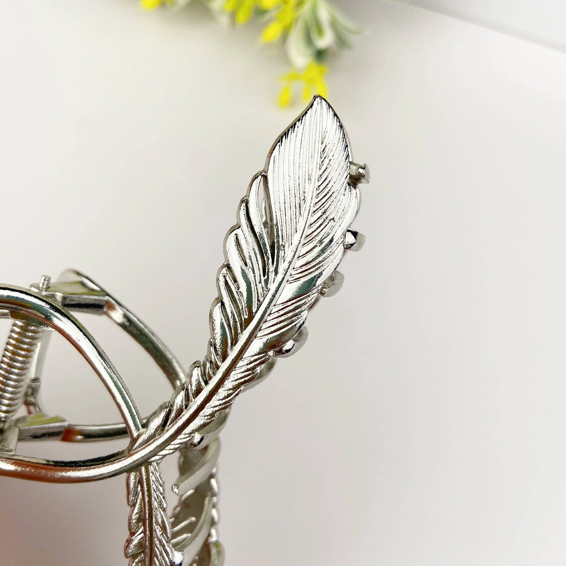 Metal Feather Cross Hair Clip - Imperfectly Perfect Boutique
