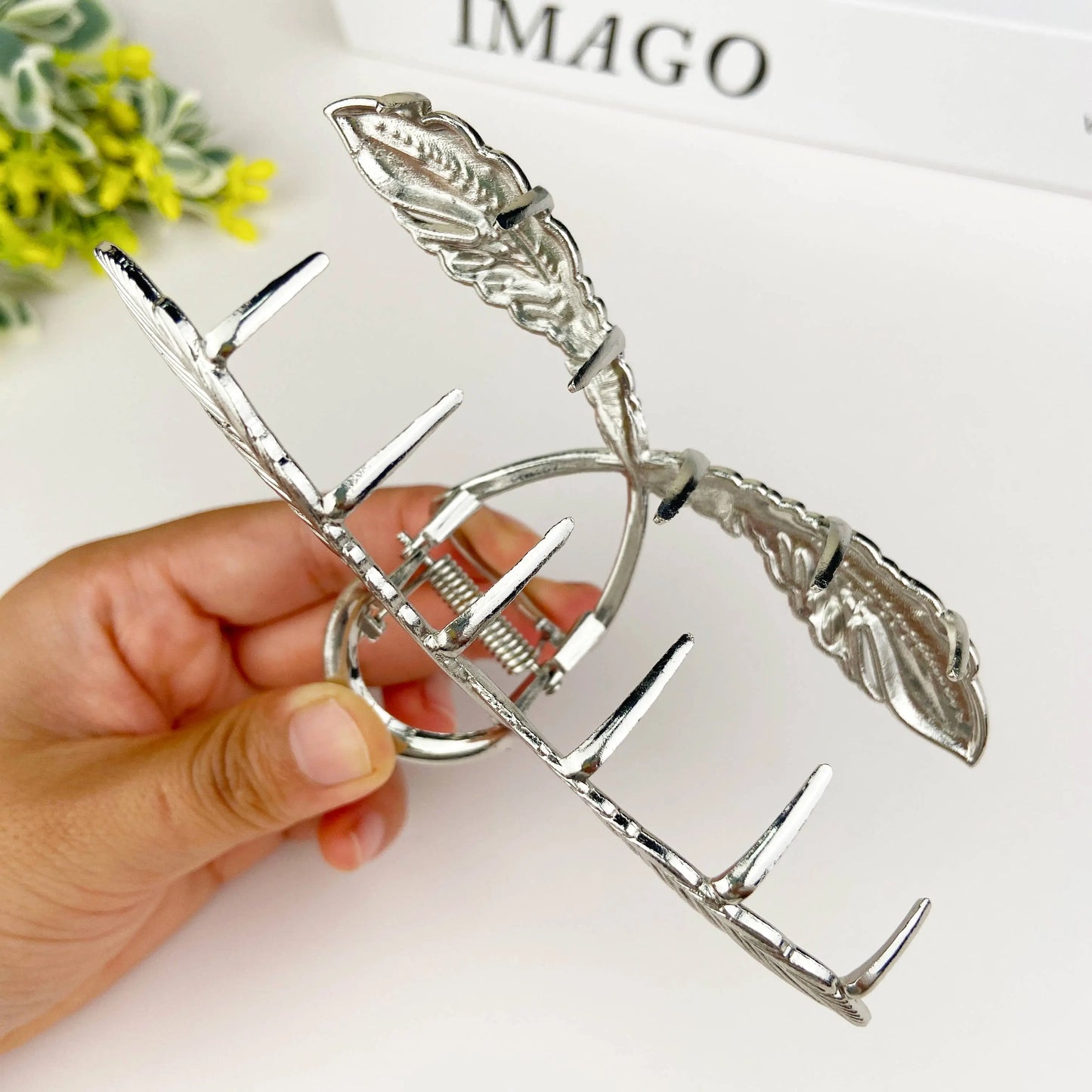 Metal Feather Cross Hair Clip - Imperfectly Perfect Boutique