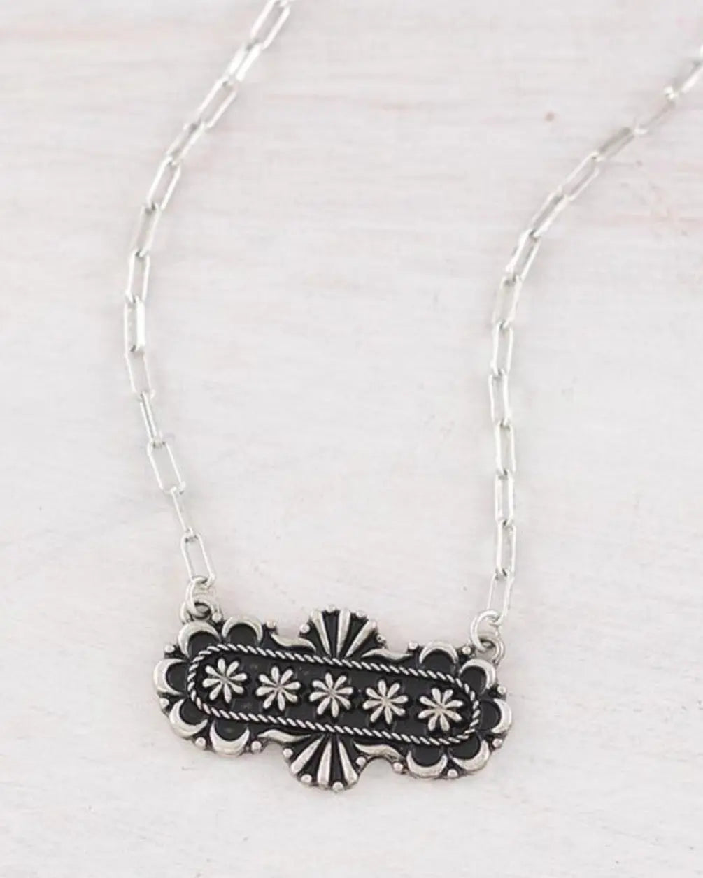 “Haize” Necklace Imperfectly Perfect Boutique