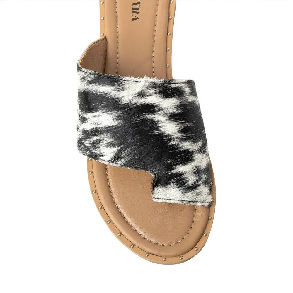 Kimmee Trail Sandal In Black and White - Imperfectly Perfect Boutique